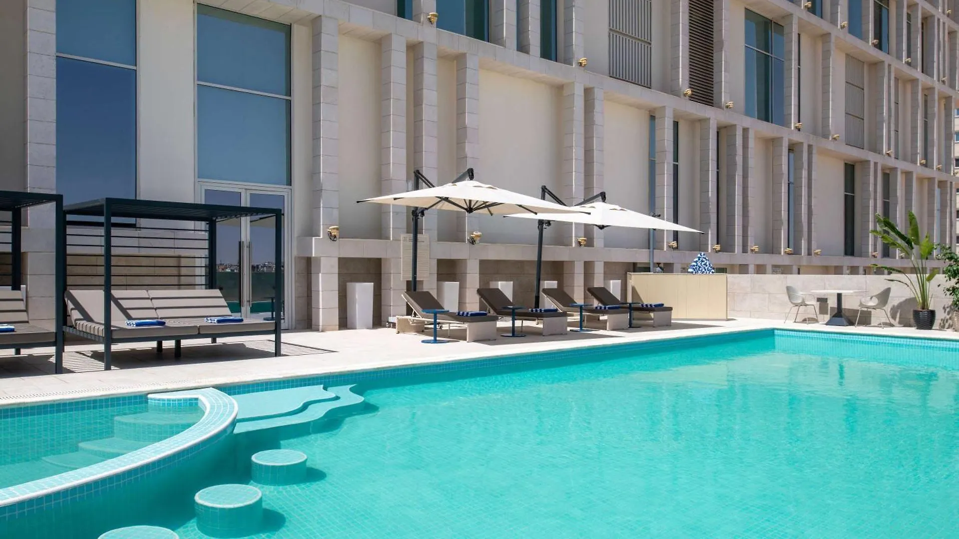 Hotel Novotel Riyadh Sahafa