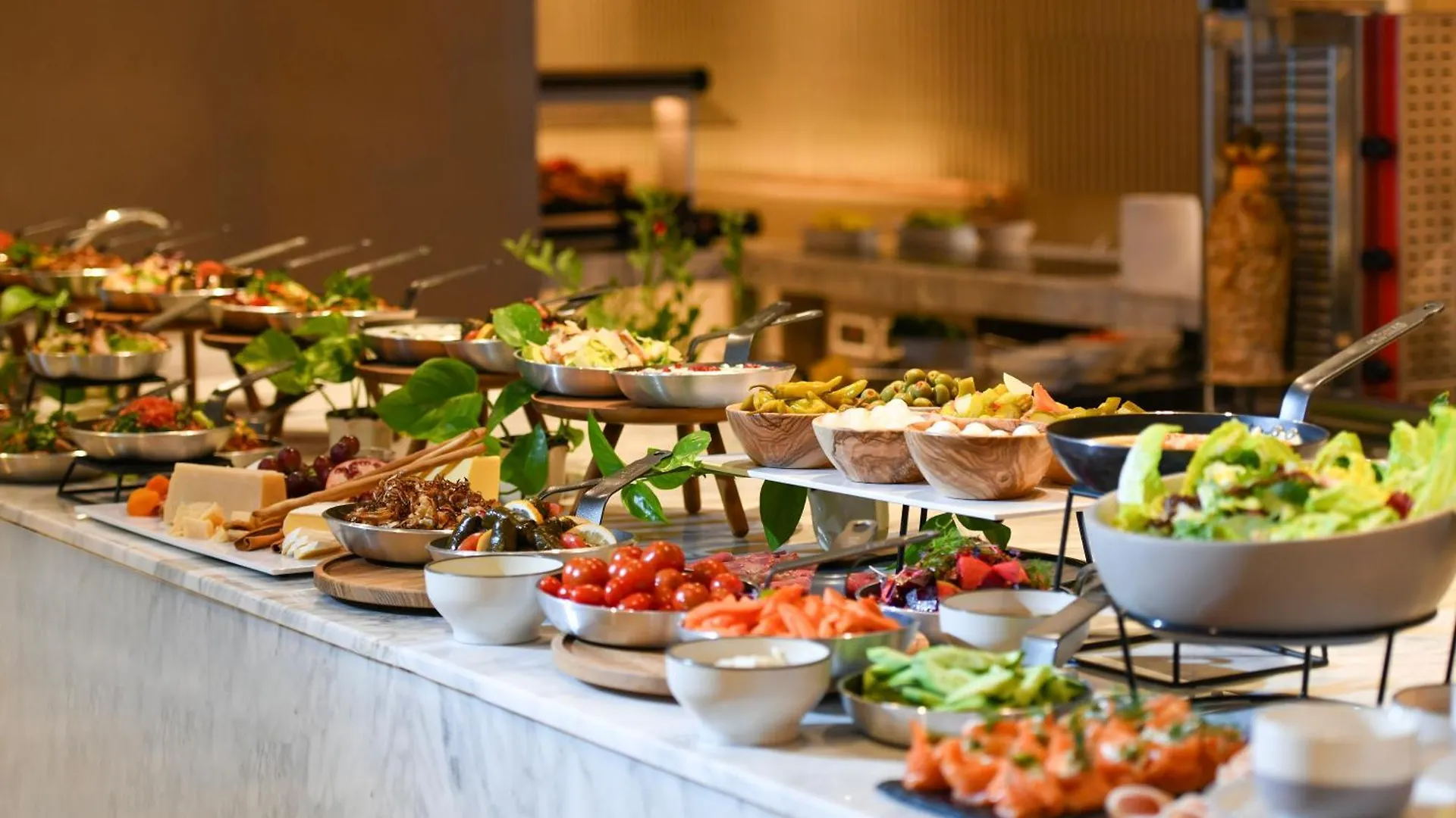 Novotel Riyadh Sahafa 4*,